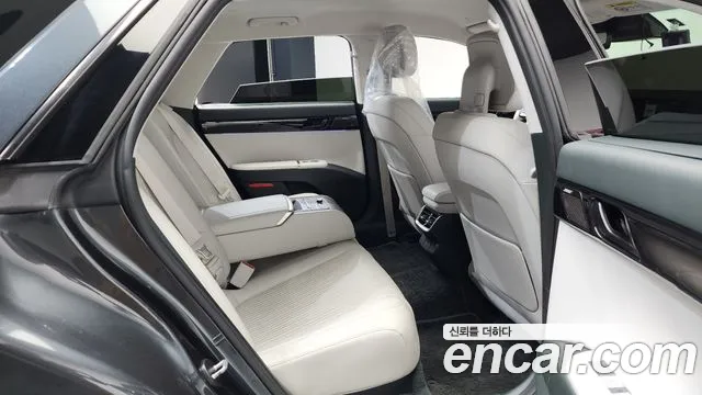 2023 Hyundai Grandeur (GN7) 3.5 Gasoline 2WD Sold VIN KMHN341EBPA012135 – side profile