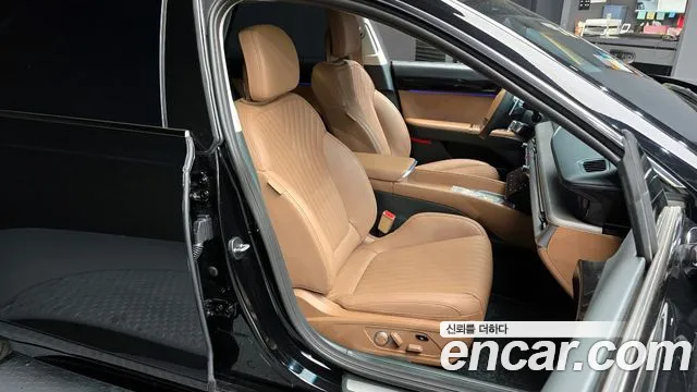 2025 Hyundai Grandeur (Gn7) 3,5 Gasoline 4wd Sold VIN KMHN341EDSA105935 – front exterior