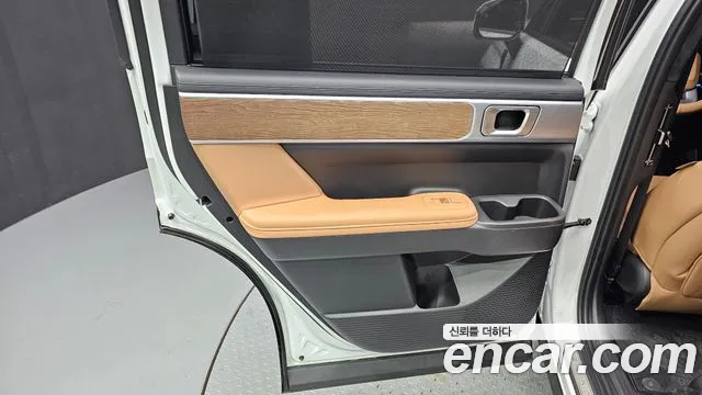 2025 Hyundai Santa Fe (MX5) HEV 1.6 2WD Sold VIN KMHP3811BSU103542 – interior seats