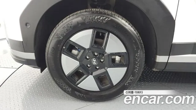2025 Hyundai Santa Fe (MX5) HEV 1.6 2WD Sold VIN KMHP3811BSU117585 – undercarriage