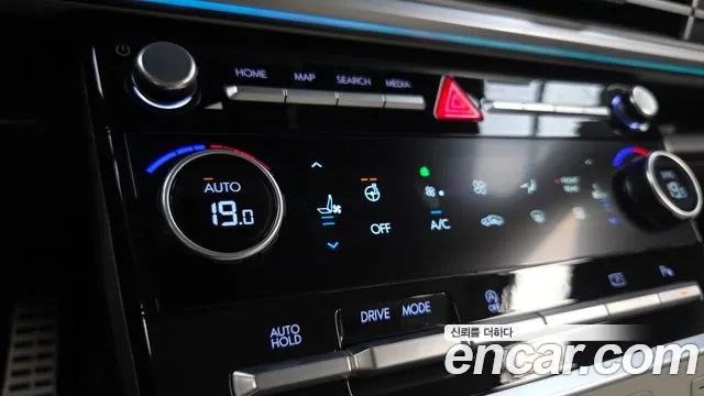 2024 Hyundai Santa Fe (MX5) Gasoline 2.5T 2WD Sold VIN KMHP381LGRU006176 – interior seats