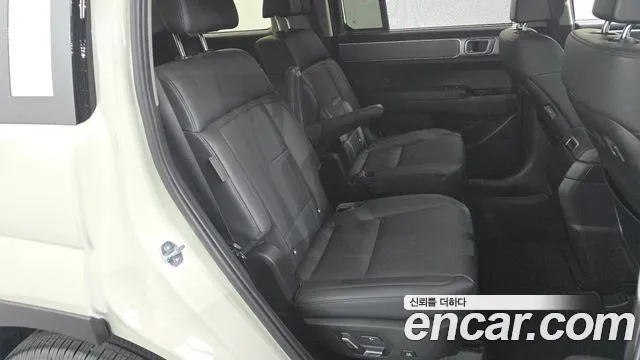 2024 Hyundai Santa Fe (MX5) Gasoline 2.5T 2WD Sold VIN KMHP381LGRU009961 – interior seats 2024 Hyundai Santa Fe (MX5) Gasoline 2.5T 2WD Sold VIN KMHP381LGRU009961 – interior seats