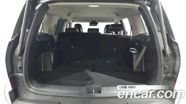 2024 Hyundai Santa Fe (MX5) Gasoline 2.5T 2WD Sold VIN KMHP381LGRU034061 – exterior detail