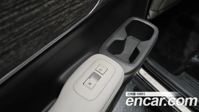 2025 Hyundai Santa Fe (MX5) Gasoline 2.5T 2WD Sold VIN KMHP381LGSU041197 – photo 24