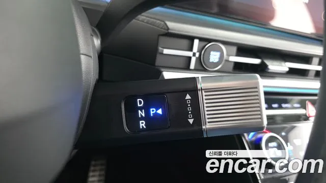 2024 Hyundai Santa Fe (MX5) HEV 1.6 2WD Sold VIN KMHP5811BRU002899 – interior seats