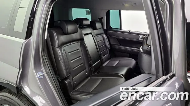 2024 Hyundai Santa Fe (MX5) HEV 1.6 2WD Sold VIN KMHP5811BRU005086 – interior seats
