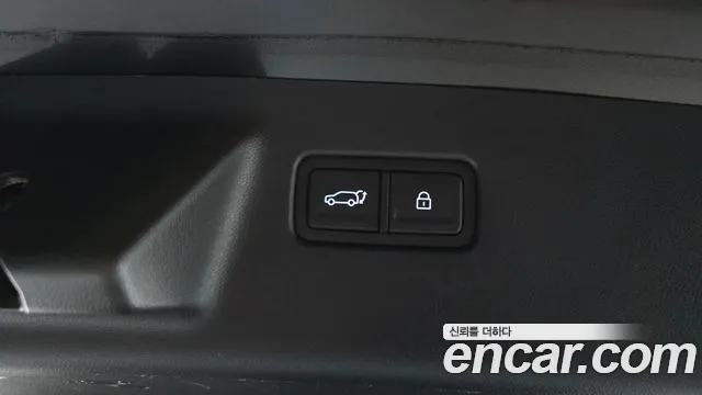 2025 Hyundai Santa Fe (MX5) HEV 1.6 2WD Sold VIN KMHP5811BSU085428 – interior seats