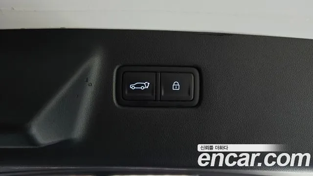 2025 Hyundai Santa Fe (MX5) HEV 1.6 4WD Sold VIN KMHP5811DSU104610 – rear exterior