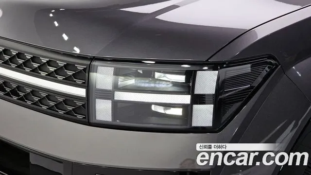 2024 Hyundai Santa Fe (MX5) Gasoline 2.5T 2WD Sold VIN KMHP581LGRU003965 – exterior detail 2024 Hyundai Santa Fe (MX5) Gasoline 2.5T 2WD Sold VIN KMHP581LGRU003965 – exterior detail