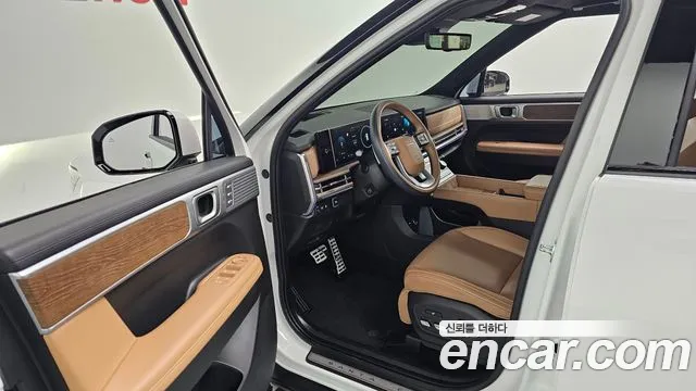 2024 Hyundai Santa Fe (MX5) Gasoline 2.5T 2WD Sold VIN KMHP581LGRU008049 – exterior detail 2024 Hyundai Santa Fe (MX5) Gasoline 2.5T 2WD Sold VIN KMHP581LGRU008049 – exterior detail