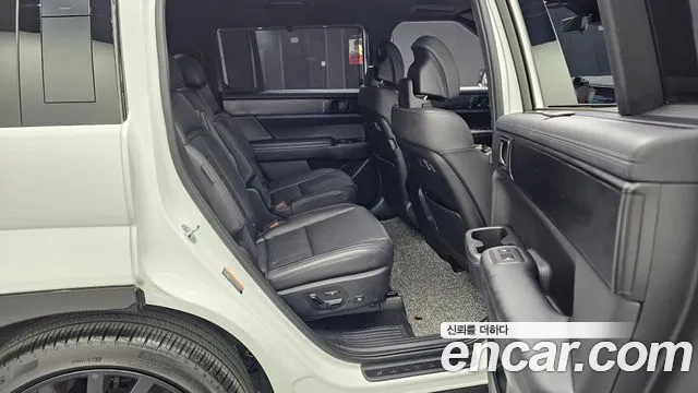 2024 Hyundai Santa Fe (MX5) Gasoline 2.5T 2WD Sold VIN KMHP581LGRU014174 – interior seats