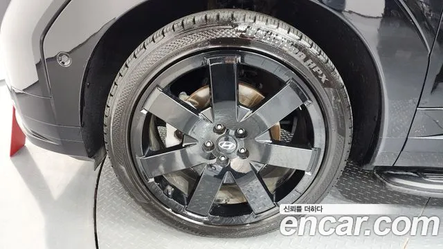 2024 Hyundai Santa Fe (MX5) Gasoline 2.5T 2WD Sold VIN KMHP581LGRU019934 – exterior detail