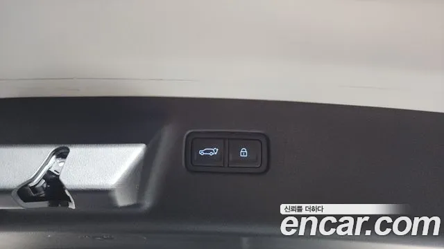 2024 Hyundai Santa Fe (MX5) Gasoline 2.5T 2WD Sold VIN KMHP581LGRU026955 – rear exterior 2024 Hyundai Santa Fe (MX5) Gasoline 2.5T 2WD Sold VIN KMHP581LGRU026955 – rear exterior