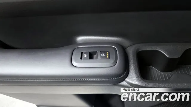 2025 Hyundai Santa Fe (MX5) Gasoline 2.5T 2WD Sold VIN KMHP581LGSU040669 – photo 17 2025 Hyundai Santa Fe (MX5) Gasoline 2.5T 2WD Sold VIN KMHP581LGSU040669 – photo 17