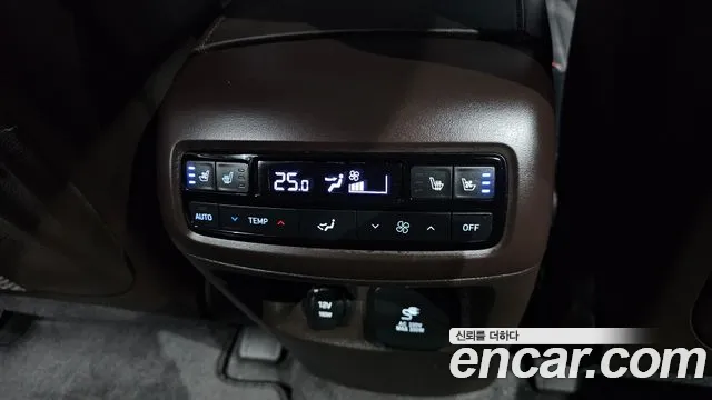 2024 Hyundai The New Palisade Diesel 2.2 4WD Sold VIN KMHR581ADRU716464 – undercarriage