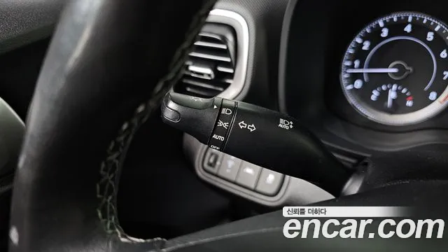 2020 Hyundai Venue 1.6 Smart Sold VIN KMHRA813ELU058046 – exterior detail 2020 Hyundai Venue 1.6 Smart Sold VIN KMHRA813ELU058046 – exterior detail