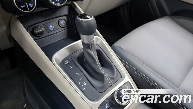 2020 Hyundai Venue 1.6 Modern Sold VIN KMHRB813ELU000757 – front exterior