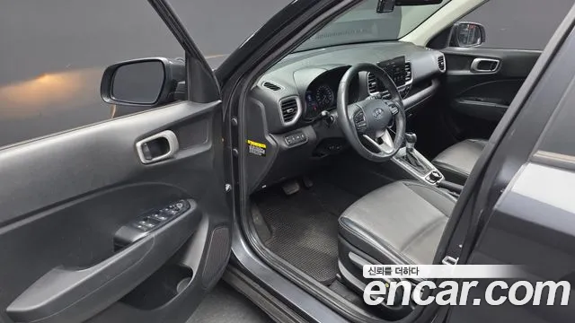 2020 Hyundai Venue 1.6 Modern Sold VIN KMHRB813ELU002511 – front exterior