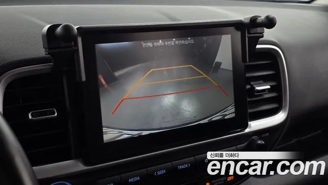 2020 Hyundai Venue 1.6 Modern Sold VIN KMHRB813ELU006143 – dashboard 2020 Hyundai Venue 1.6 Modern Sold VIN KMHRB813ELU006143 – dashboard