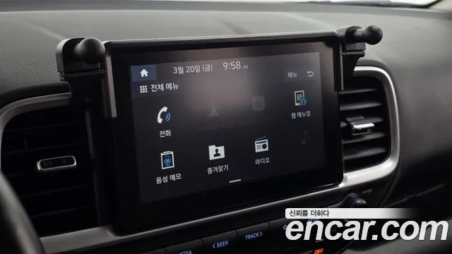 2020 Hyundai Venue 1.6 Modern Sold VIN KMHRB813ELU006143 – interior seats 2020 Hyundai Venue 1.6 Modern Sold VIN KMHRB813ELU006143 – interior seats