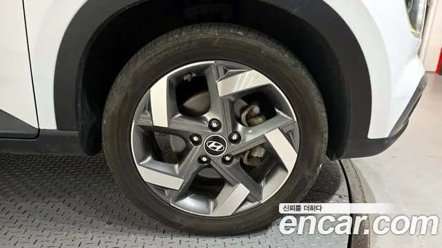 2020 Hyundai Venue 1.6 Modern Sold VIN KMHRB813ELU010096 – trunk area 2020 Hyundai Venue 1.6 Modern Sold VIN KMHRB813ELU010096 – trunk area