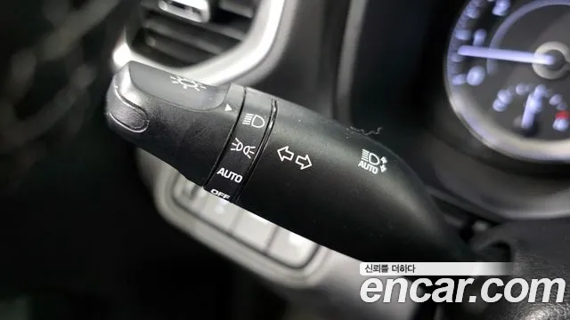 2020 Hyundai Venue 1.6 Modern Sold VIN KMHRB813ELU034469 – photo 23