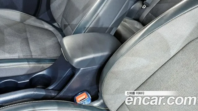 2020 Hyundai Venue 1.6 Modern Sold VIN KMHRB813ELU054947 – undercarriage