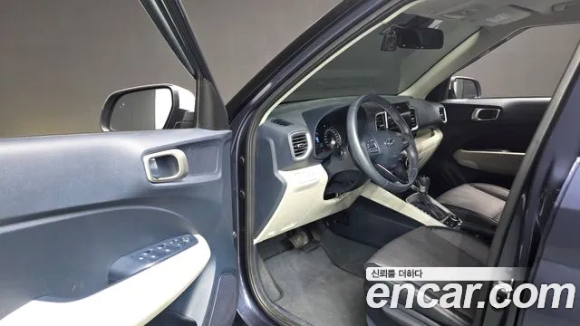 2020 Hyundai Venue 1.6 Modern Sold VIN KMHRB813ELU074554 – exterior detail