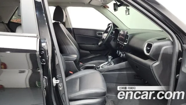2021 Hyundai Venue 1.6 Modern Sold VIN KMHRB813EMU105855 – interior seats
