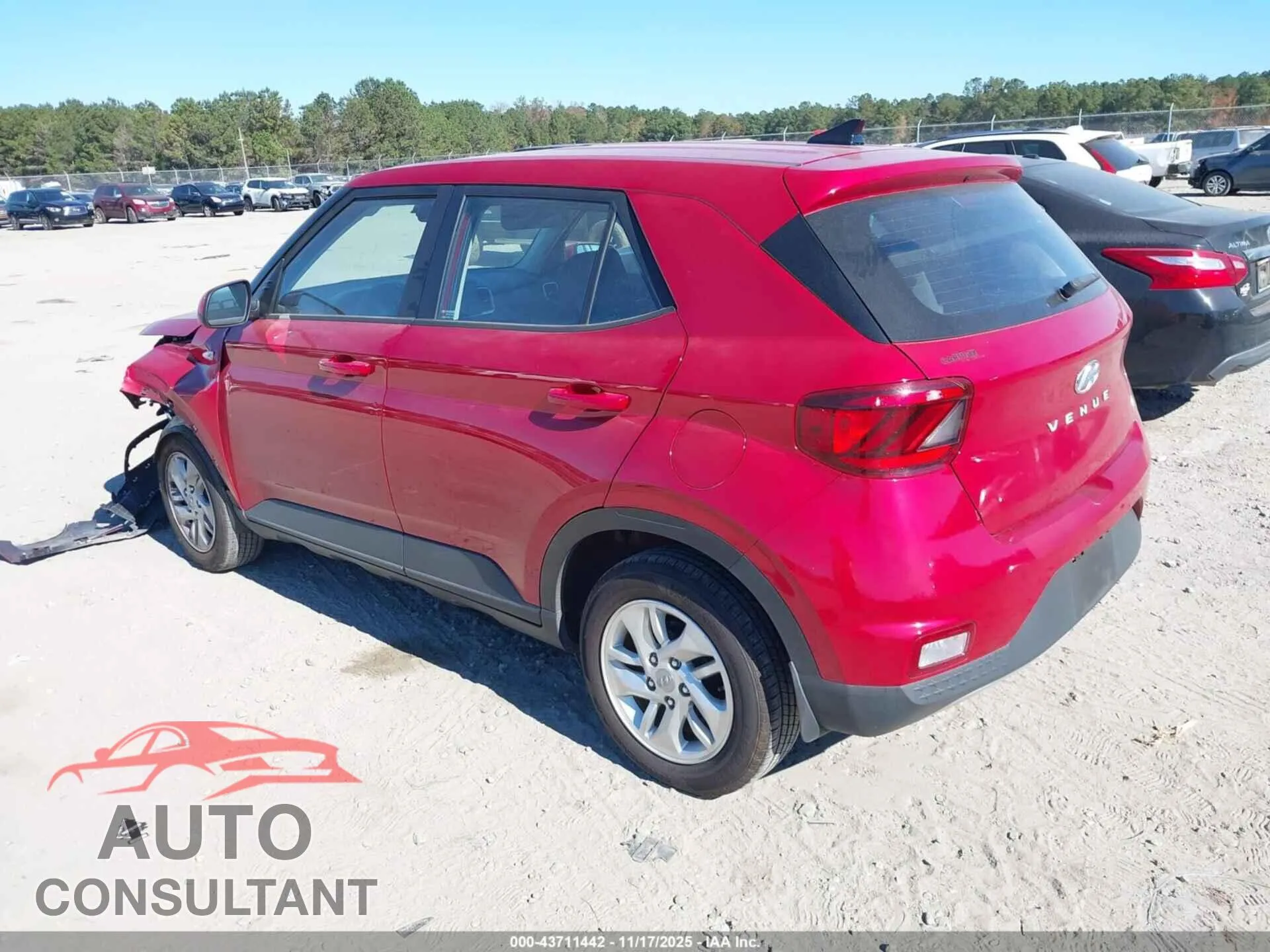 2022 HYUNDAI VENUE Damaged VIN KMHRB8A38NU142942 – side profile