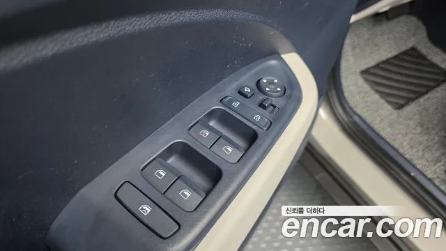 2021 Hyundai Venue 1.6 Flux Sold VIN KMHRC813EMU087370 – exterior detail 2021 Hyundai Venue 1.6 Flux Sold VIN KMHRC813EMU087370 – exterior detail