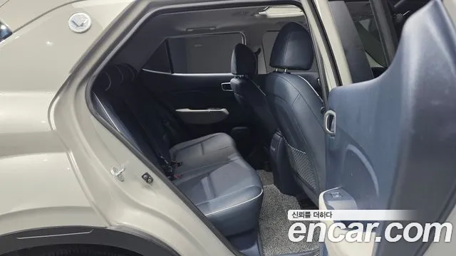 2021 Hyundai Venue 1.6 Flux Sold VIN KMHRC813EMU087370 – trunk area 2021 Hyundai Venue 1.6 Flux Sold VIN KMHRC813EMU087370 – trunk area