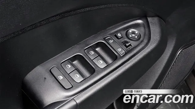 2023 Hyundai Venue 1.6 Flux Sold VIN KMHRC813EPU254038 – engine bay