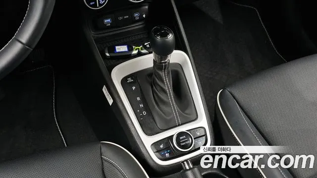 2023 Hyundai Venue 1.6 Flux Sold VIN KMHRC813EPU254038 – exterior detail