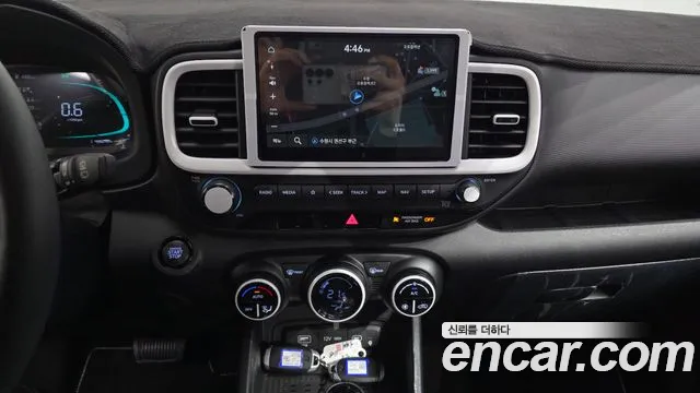 2025 Hyundai Venue 1.6 Flux Sold VIN KMHRC813ESU388474 – dashboard