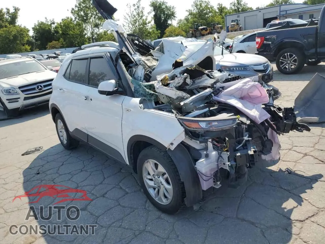 2020 HYUNDAI VENUE Damaged VIN KMHRC8A37LU025816 – dashboard 2020 HYUNDAI VENUE Damaged VIN KMHRC8A37LU025816 – dashboard