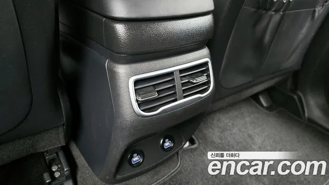 2022 Hyundai The New Santa Fe HEV 1.6 2WD Sold VIN KMHS2811BNU044058 – rear exterior