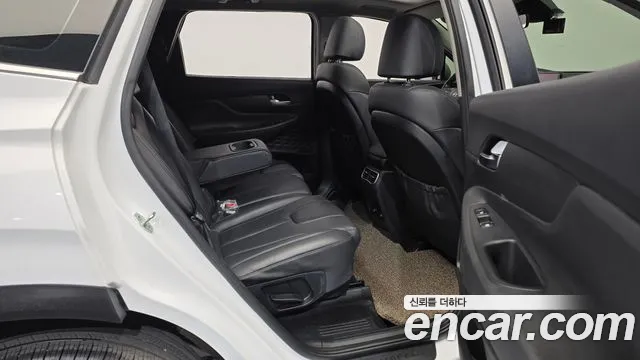 2022 Hyundai The New Santa Fe Hev 1.6 4wd Sold VIN KMHS2811DNU020083 – front exterior