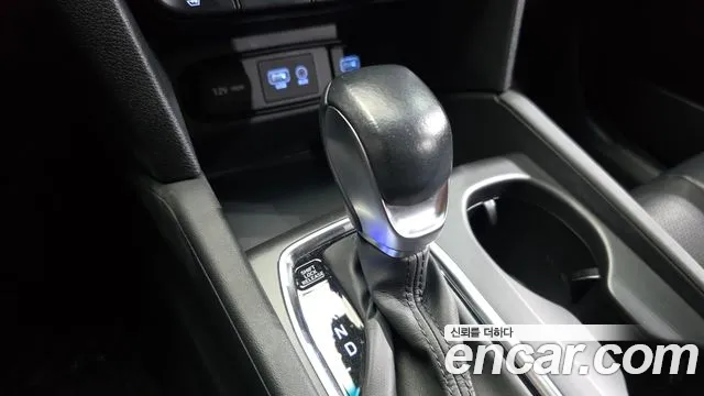 2020 Hyundai Santa Fe TM Gasoline 2.0T 2WD Sold VIN KMHS281ABLU284489 – dashboard