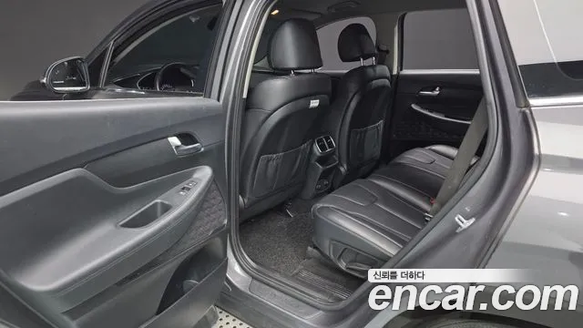 2020 Hyundai Santa Fe TM Gasoline 2.0T 2WD Sold VIN KMHS281ABLU305826 – undercarriage