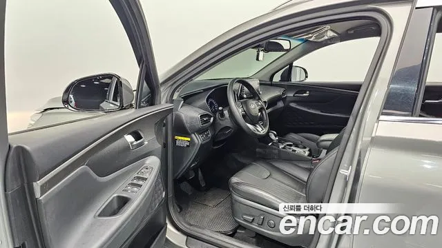 2019 Hyundai Santa Fe TM Diesel 2.0 2WD Sold VIN KMHS281BBKU001990 – interior seats