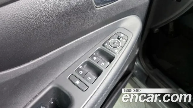 2019 Hyundai Santa Fe TM Diesel 2.0 2WD Sold VIN KMHS281BBKU009744 – dashboard