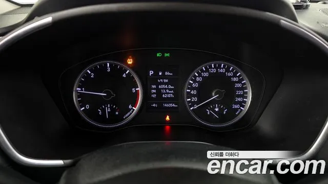 2019 Hyundai Santa Fe TM Diesel 2.0 2WD Sold VIN KMHS281BBKU009744 – exterior detail