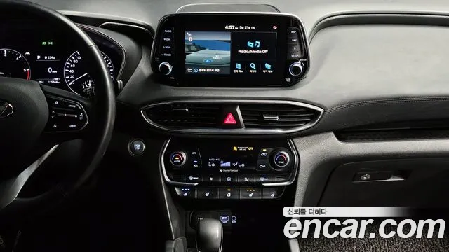2019 Hyundai Santa Fe TM Diesel 2.0 2WD Sold VIN KMHS281BBKU016719 – engine bay 2019 Hyundai Santa Fe TM Diesel 2.0 2WD Sold VIN KMHS281BBKU016719 – engine bay