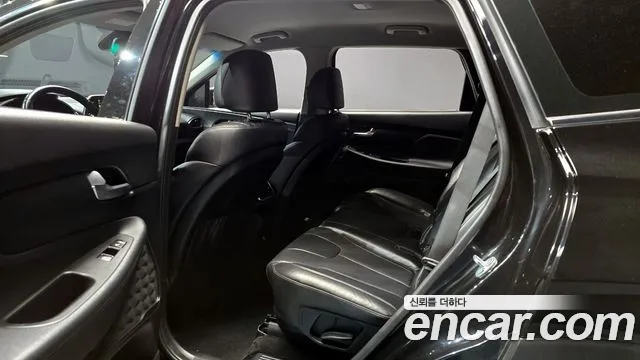2019 Hyundai Santa Fe TM Diesel 2.0 2WD Sold VIN KMHS281BBKU033641 – rear exterior 2019 Hyundai Santa Fe TM Diesel 2.0 2WD Sold VIN KMHS281BBKU033641 – rear exterior
