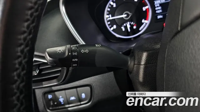 2019 Hyundai Santa Fe TM Diesel 2.0 2WD Sold VIN KMHS281BBKU057032 – dashboard