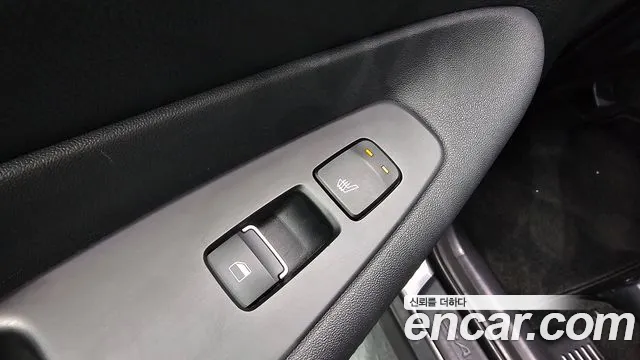 2019 Hyundai Santa Fe TM Diesel 2.0 2WD Sold VIN KMHS281BBKU058801 – trunk area