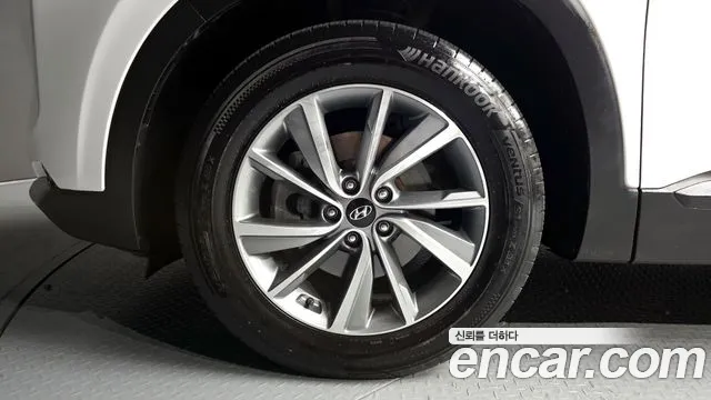 2019 Hyundai Santa Fe TM Diesel 2.0 2WD Sold VIN KMHS281BBKU077721 – side profile