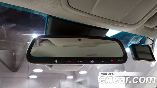 2019 Hyundai Santa Fe TM Diesel 2.0 2WD Sold VIN KMHS281BBKU077721 – trunk area