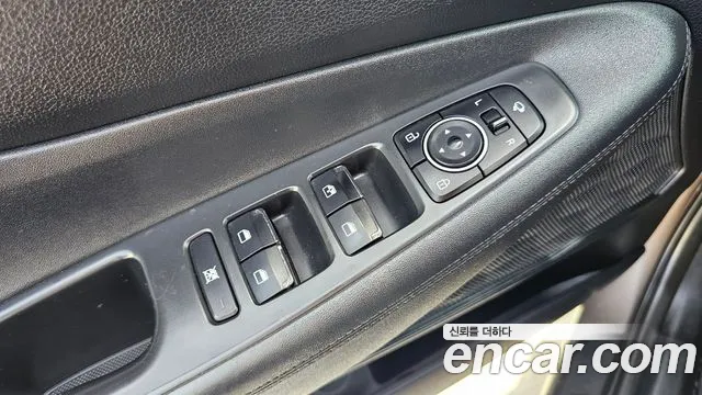 2019 Hyundai Santa Fe TM Diesel 2.0 2WD Sold VIN KMHS281BBKU121890 – trunk area